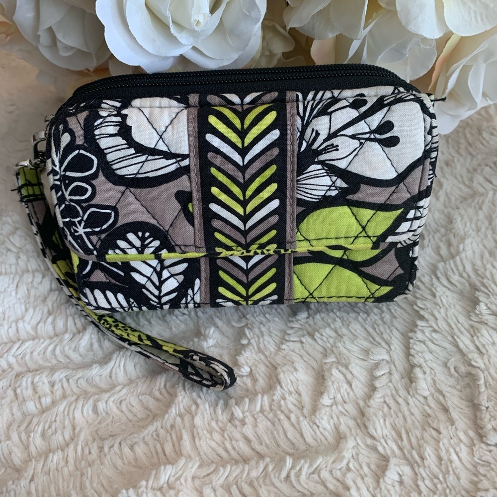 Vera Bradley Wristlet-Like New